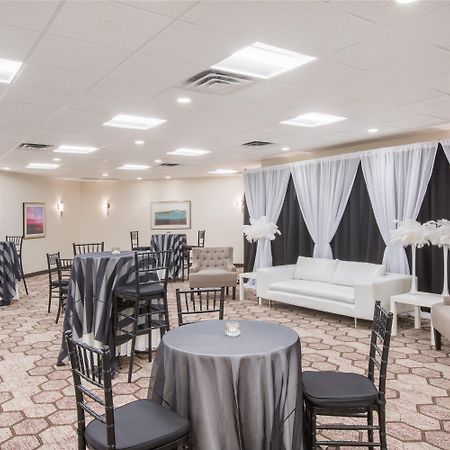 Ac Hotel By Marriott Portland Lake Oswego Εξωτερικό φωτογραφία