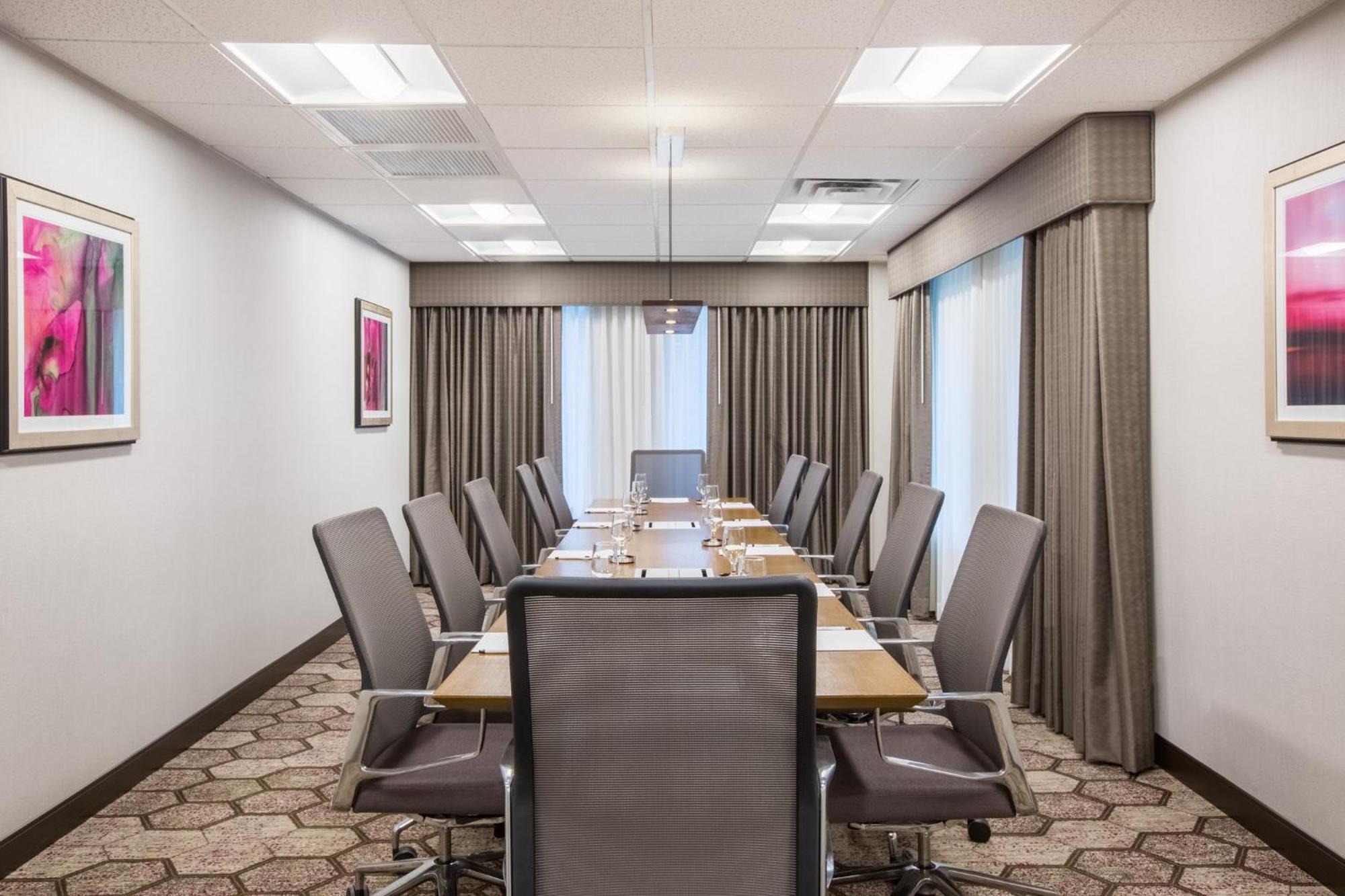 Ac Hotel By Marriott Portland Lake Oswego Εξωτερικό φωτογραφία
