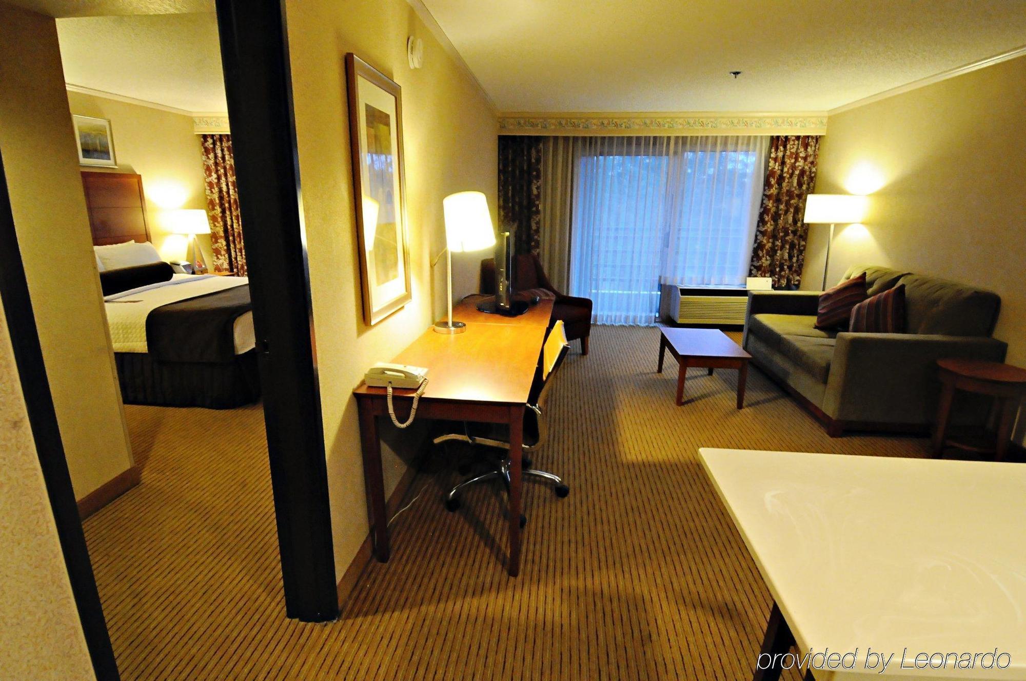 Ac Hotel By Marriott Portland Lake Oswego Εξωτερικό φωτογραφία